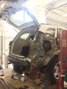 Mechanical repair services at a collision center in Miami